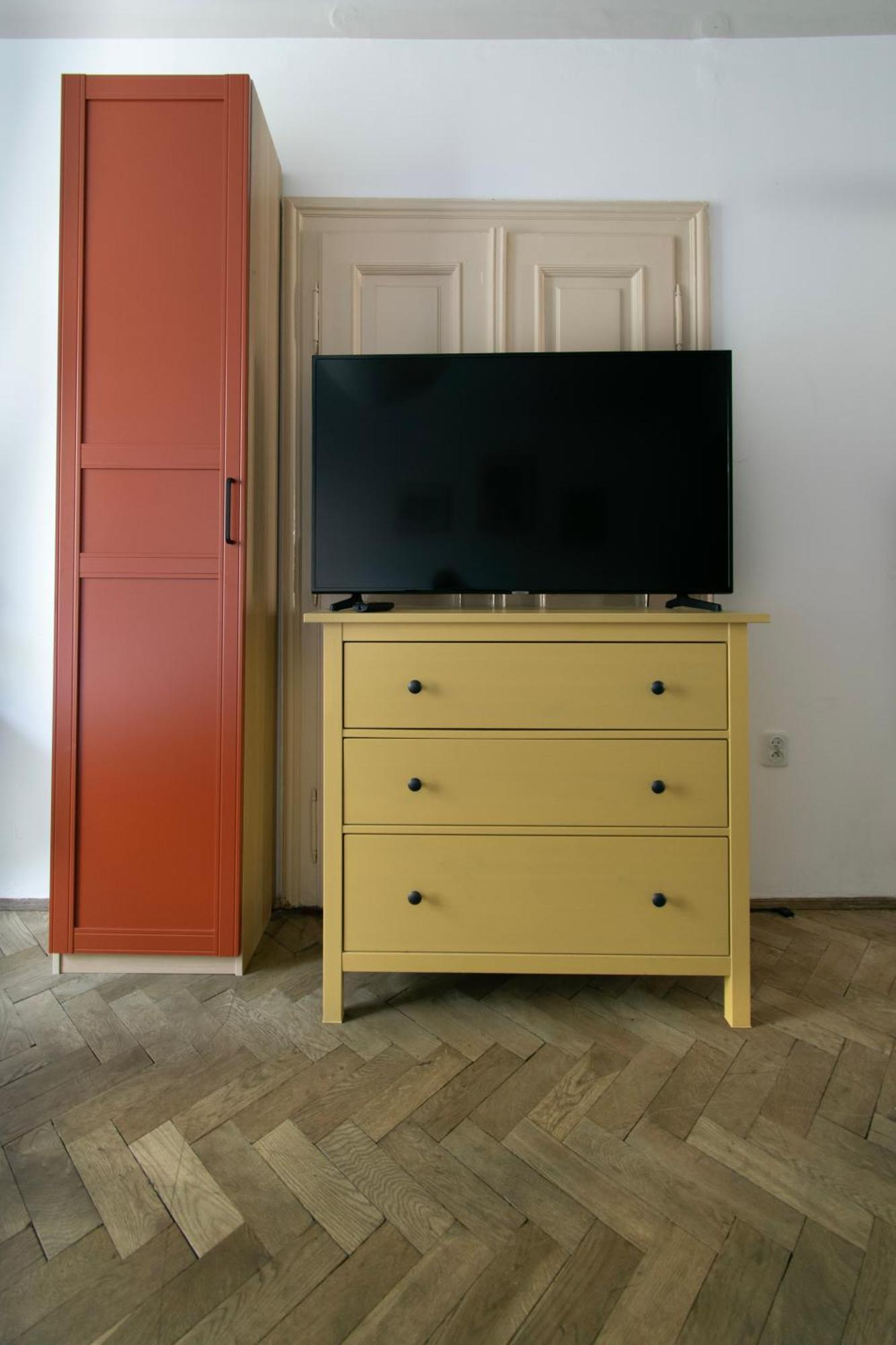 Prestige Location Apartments Pijarska Street Краков Экстерьер фото