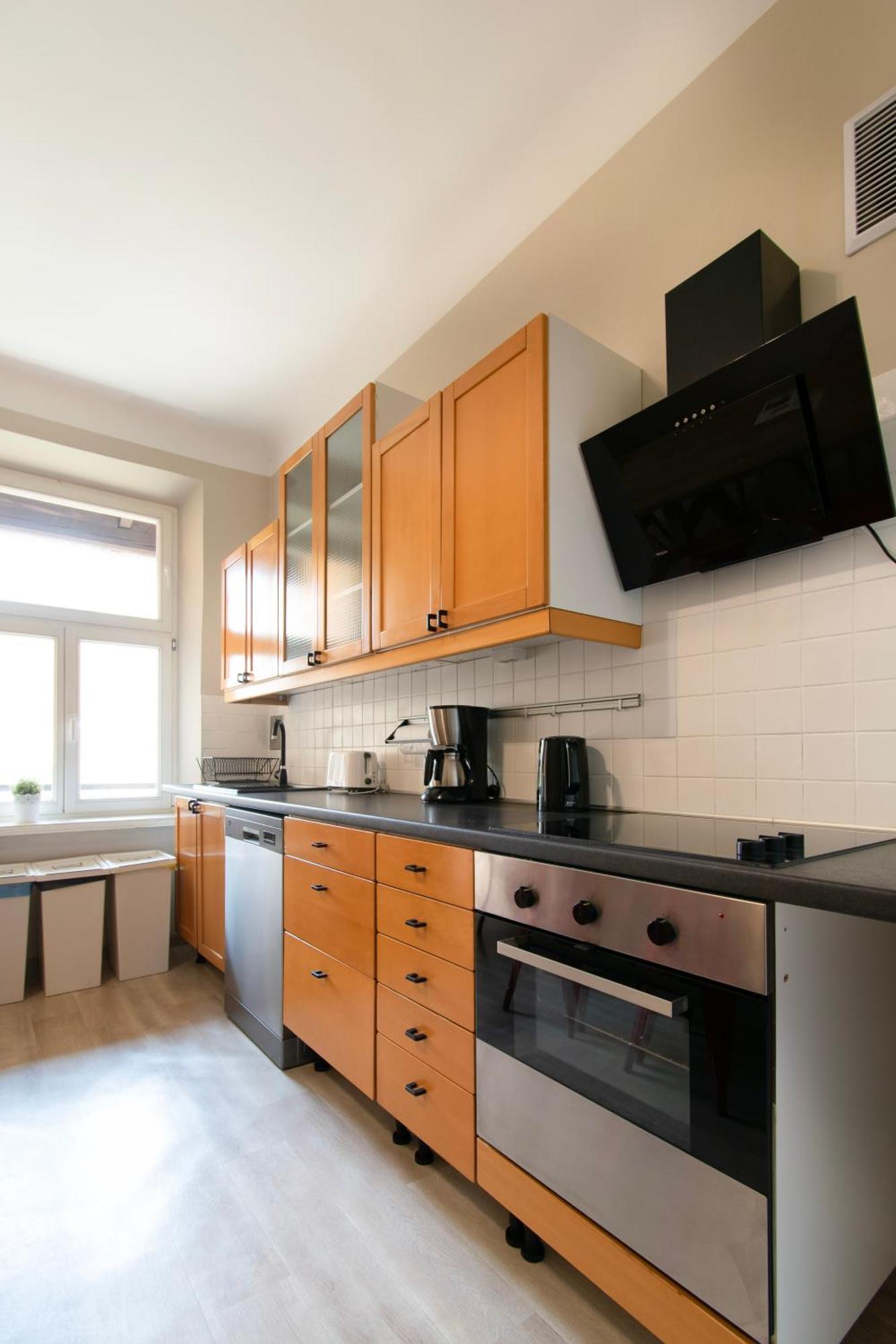 Prestige Location Apartments Pijarska Street Краков Экстерьер фото