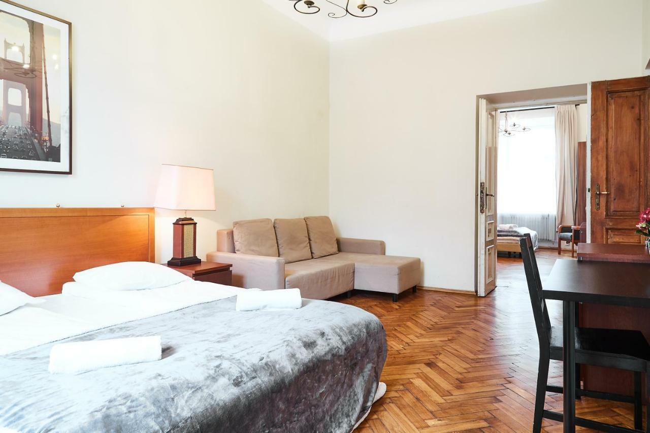 Prestige Location Apartments Pijarska Street Краков Экстерьер фото
